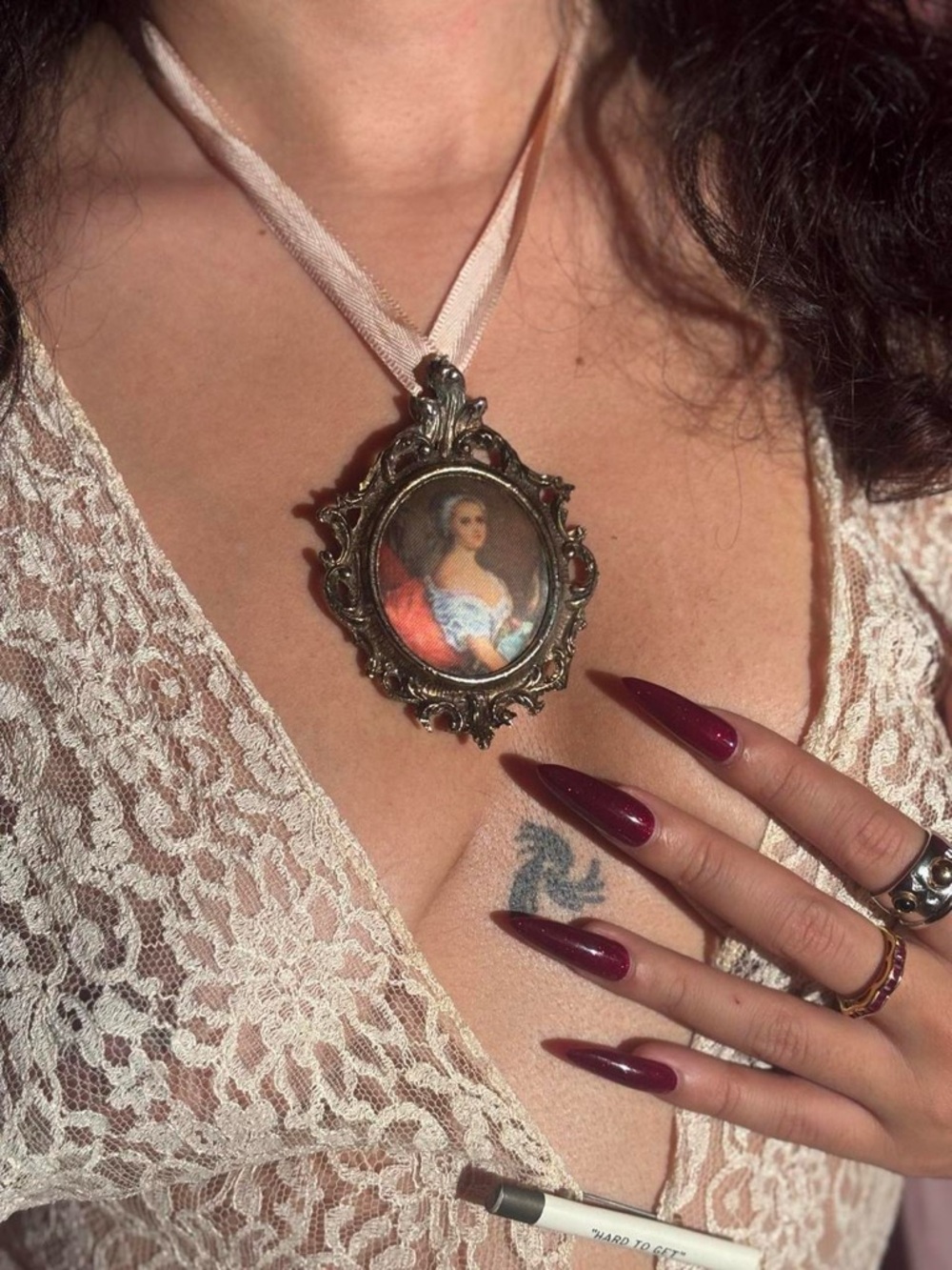 Vintage Portrait Cameo Pendant Necklace - Pink Ribbon